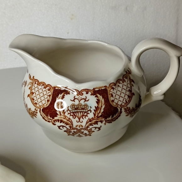 Vintage Windsor Brown Creamer & Sugar Bowl w Lid Brown Transferware NIKKO Japan - Picture 2 of 3